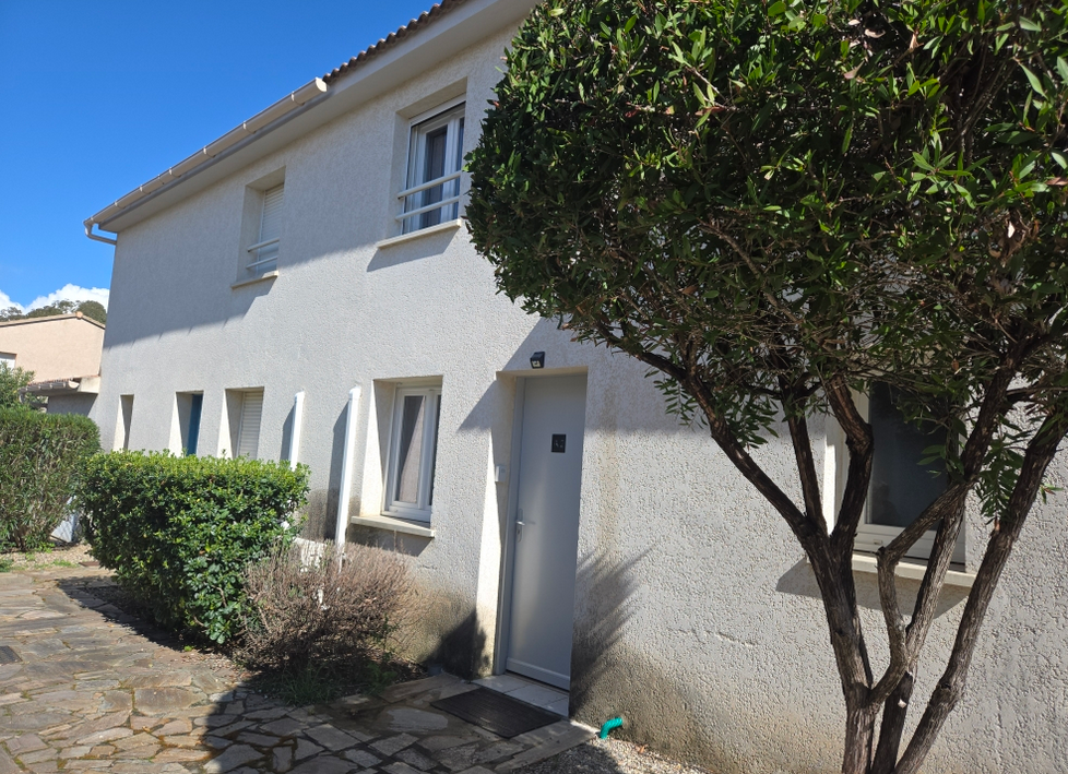 Maison T3 dans résidence avec Piscine
