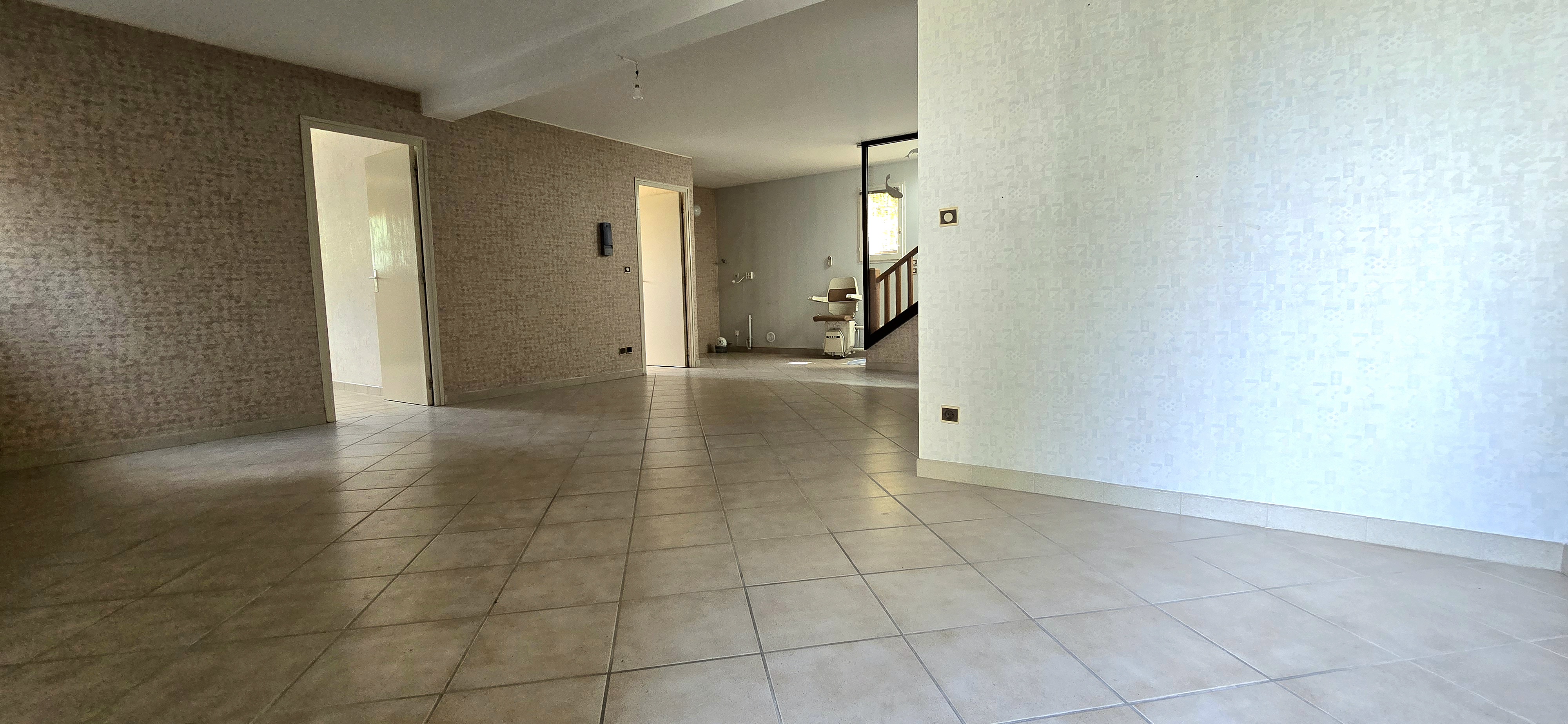 Maison T5 double garage - Manosque - Réf. 434 - Photo 1