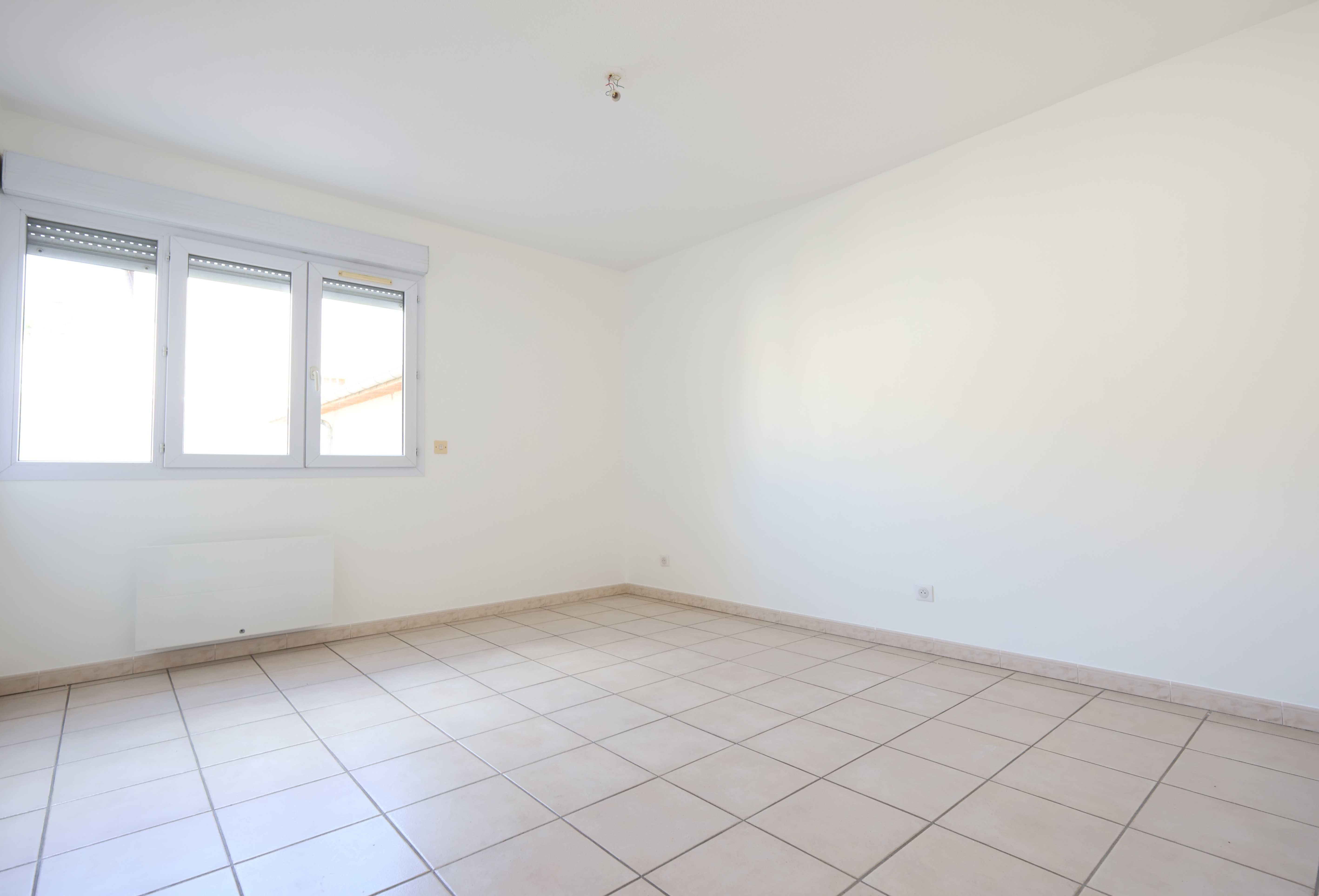 Appartement T3 Avec Terrasse, double garage et cave - Manosque - Réf. 449 - Photo 8