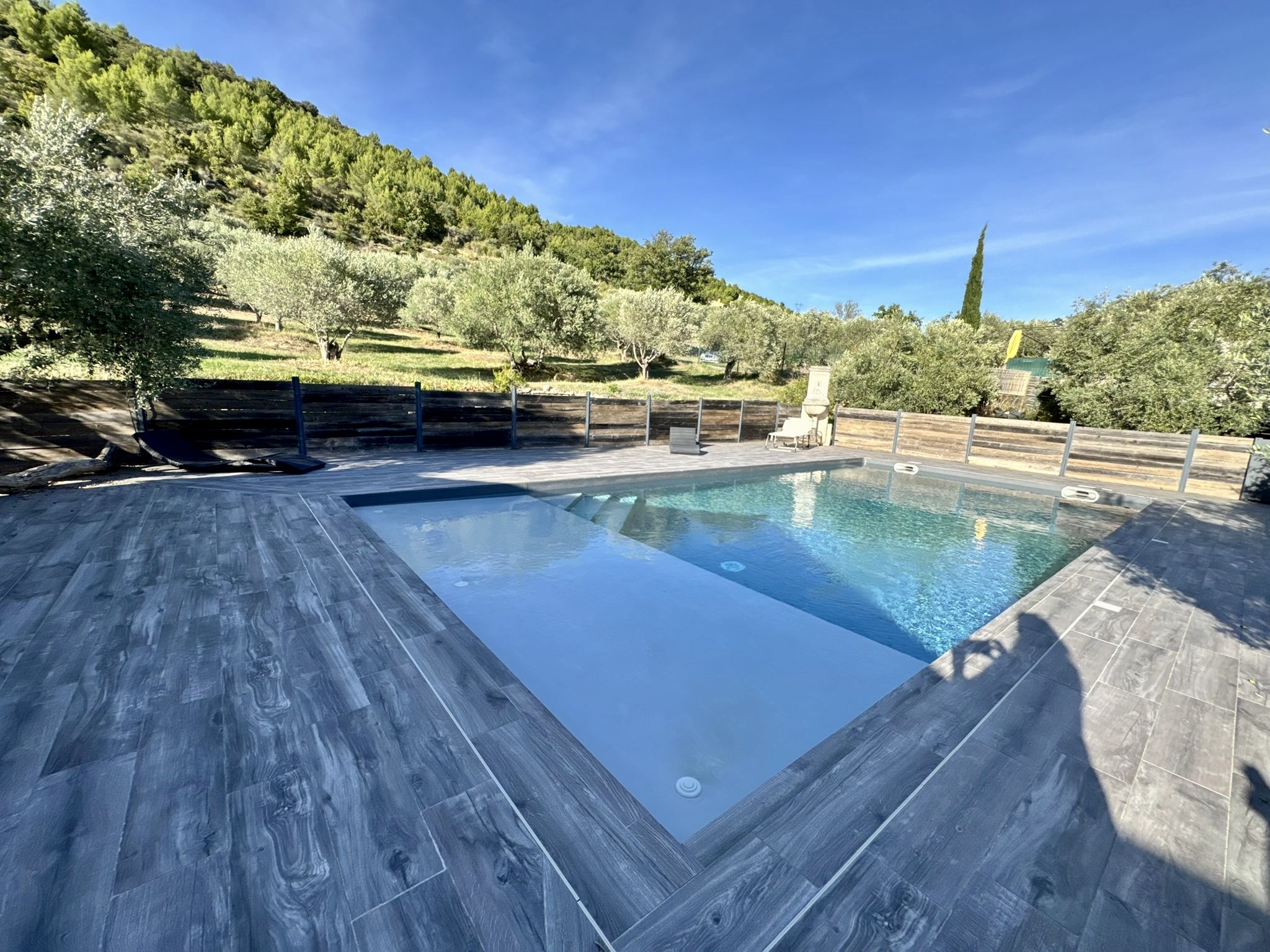 Appartement T2 avec terrasse & jardin 