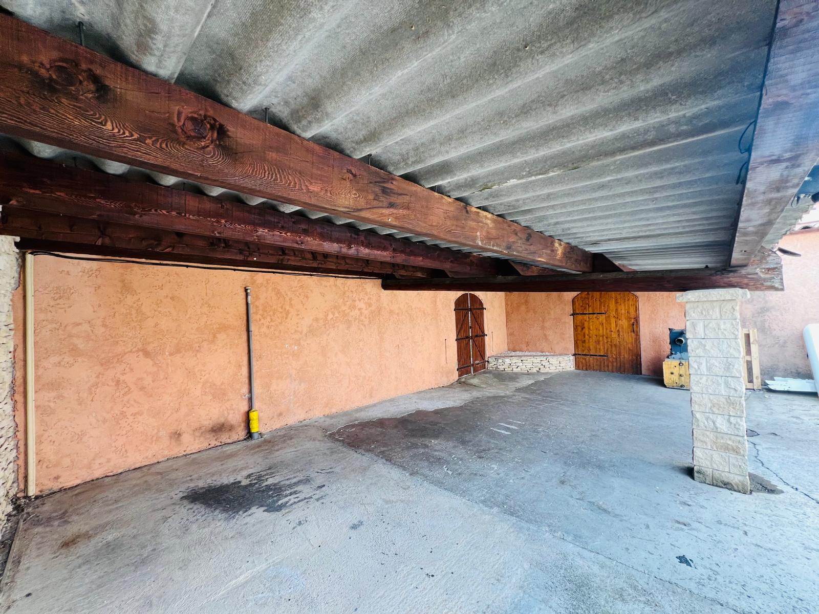 Ensemble immobilier avec local et maison - Sainte Tulle - Réf. 458 - Photo 2