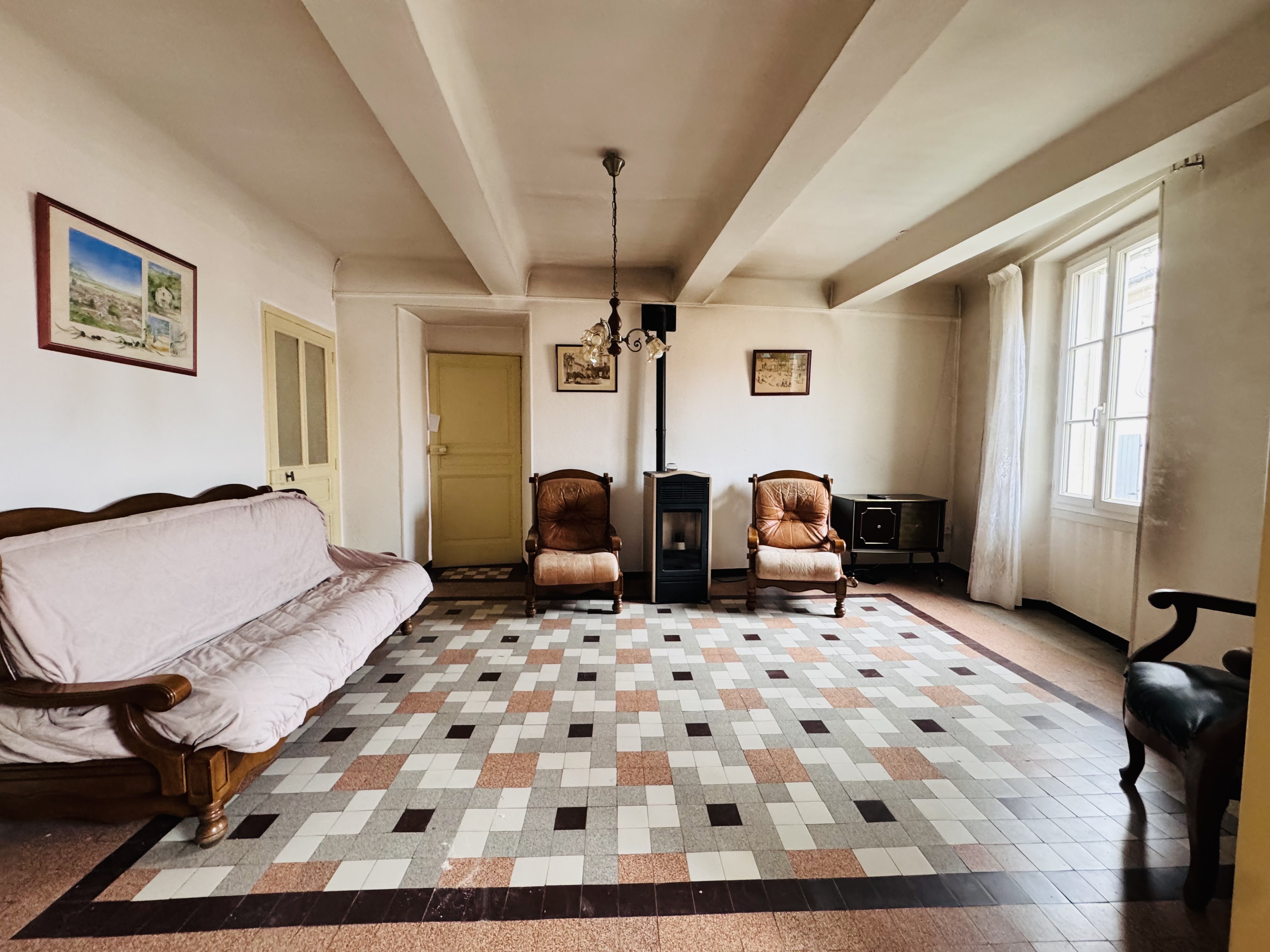 Maison T4 sur trois niveaux