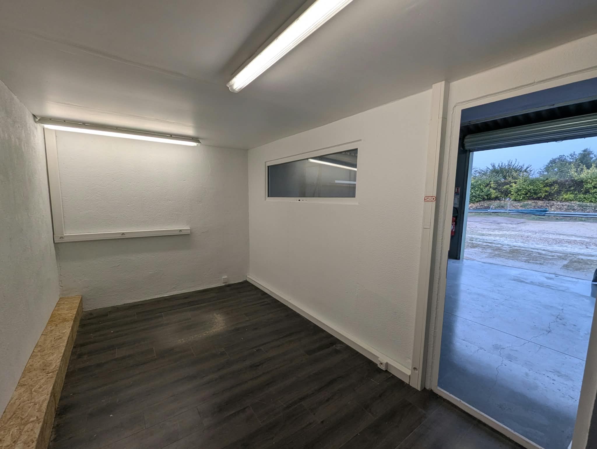 Entrepôt de stockage - Aix en Provence - Réf. G122 - M - Photo 2